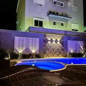 Residencial Neide Maria , Bombinhas Brasil